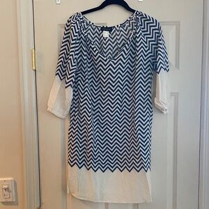 VENUS Navy and White Chevron Tunic